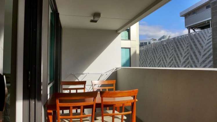 323/8 Dockside Lane Auckland Central_6