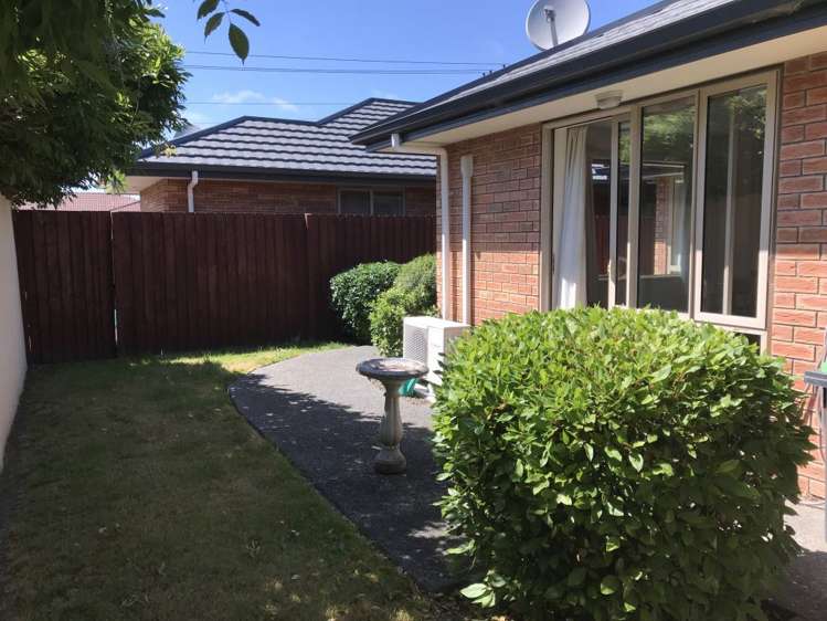 2/165 Highsted Road Casebrook_11