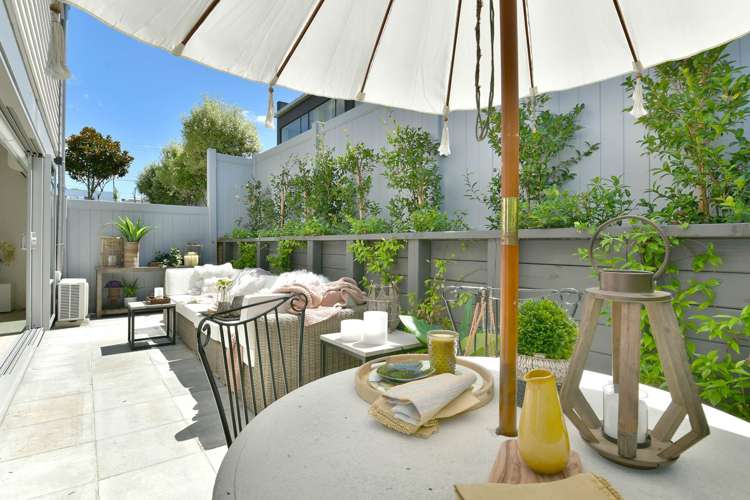 2/4 Huka Road Birkenhead_6