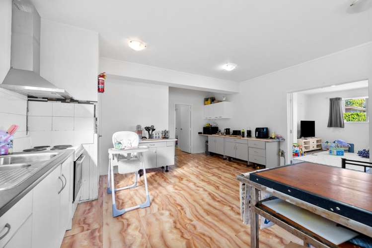 4 & 4A Lynngate Place Hillcrest_9