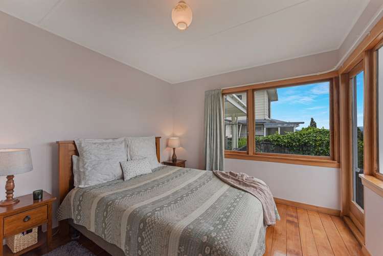 256 The Ridgeway Stoke_10