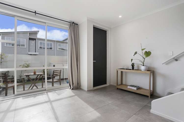 3 Sanremo Lane Stanmore Bay_6