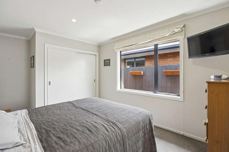 86 Queens Drive Saint Kilda_11