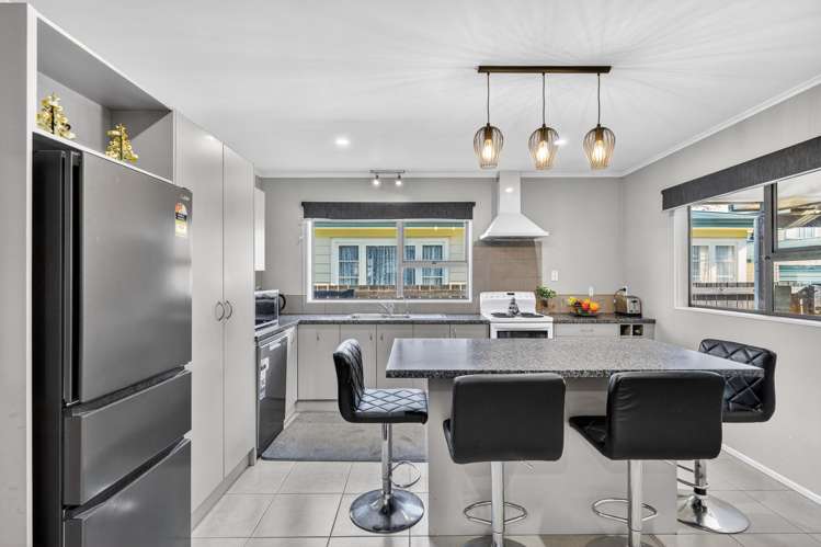2 Michael Avenue_4