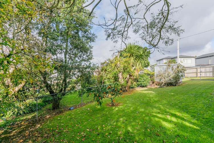 1/65 Tirimoana Road Te Atatu South_17