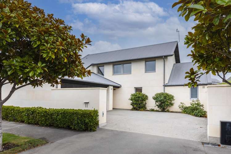 11 Bluestone Drive Parklands_1