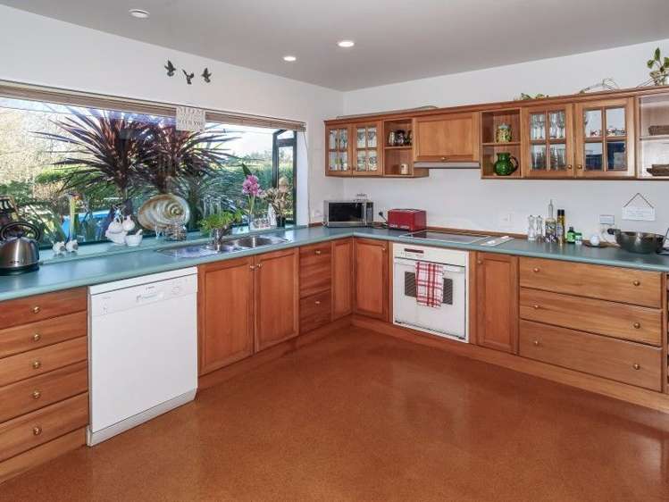 18 Kath Henry Lane Drury_6