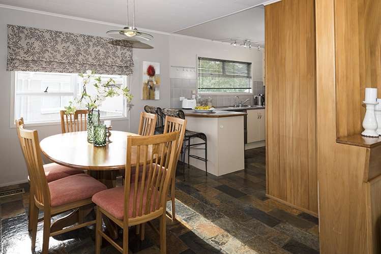 6 Landop Terrace Howick_13