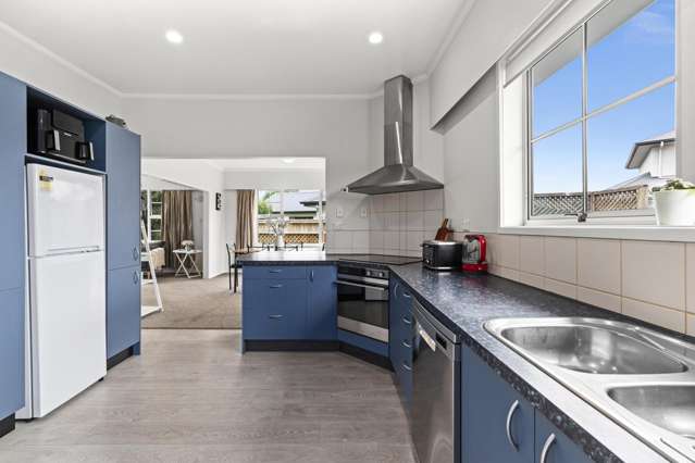 114 Avondale Road Taradale_1