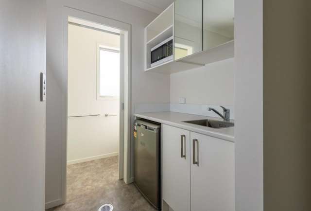  1/9 Hibiscus Avenue Hamilton Lake_4