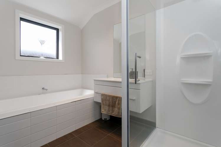 8 Brompton Close Richmond Heights_16