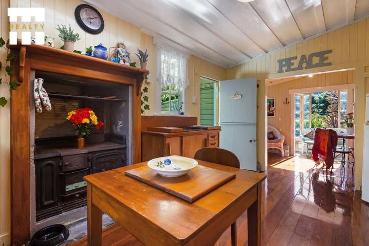 31 Totara School Road Totara North_13