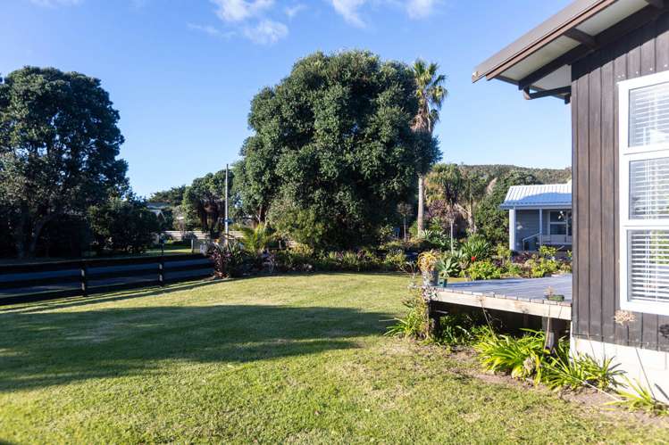 205 Kenwood Drive Matarangi_17