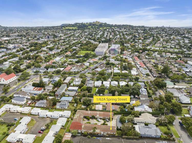1/62a Spring Street Onehunga_18