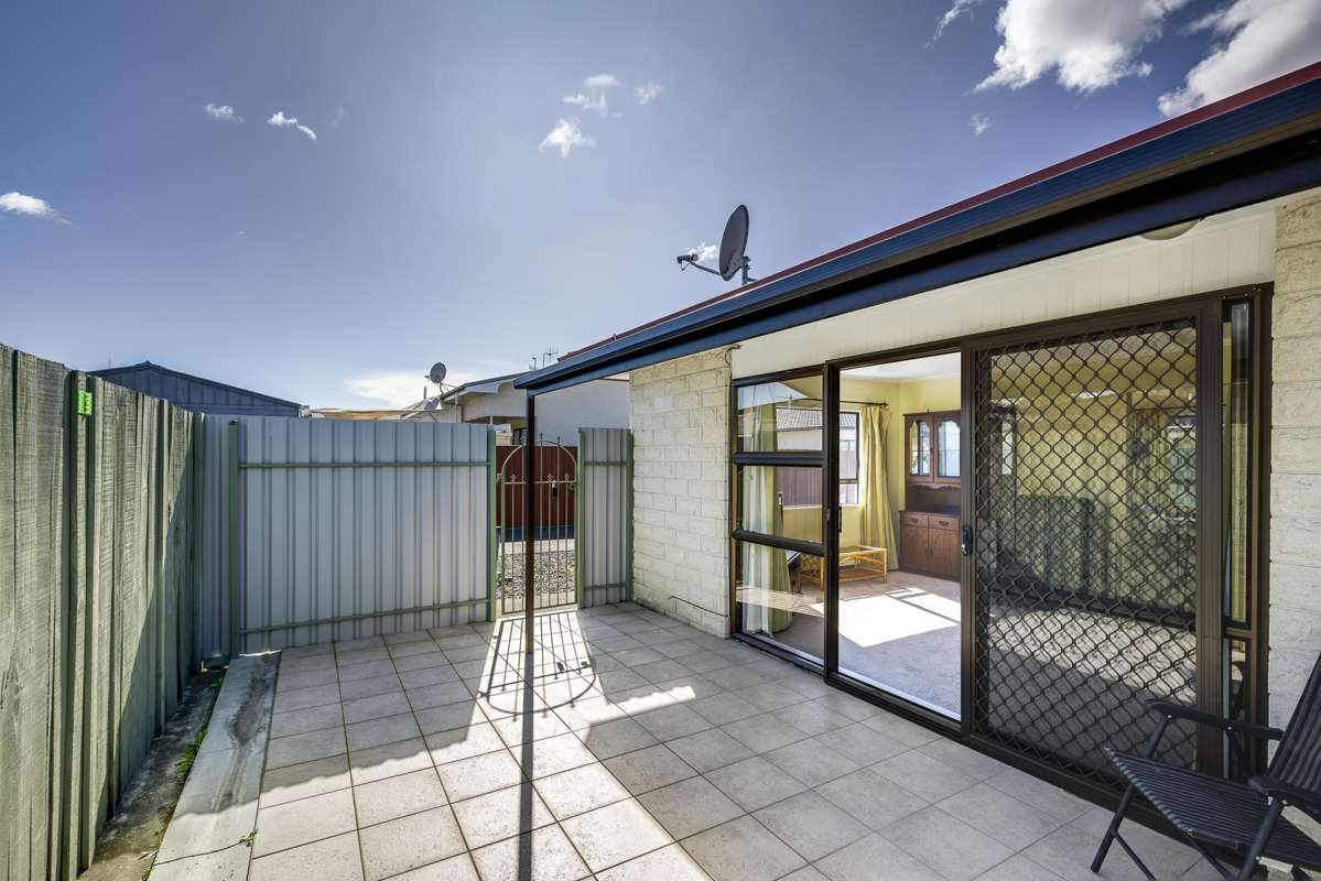 2/52 Avondale Road_0