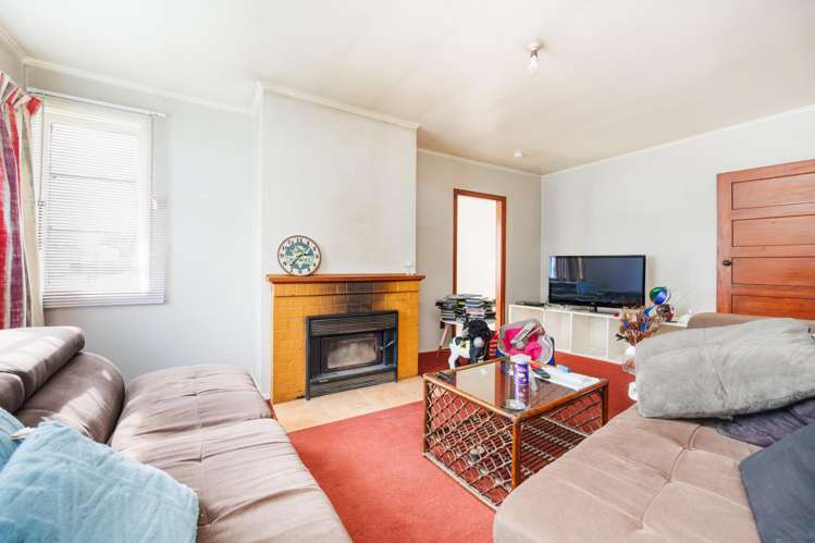 6 Lambert Street Marton_3