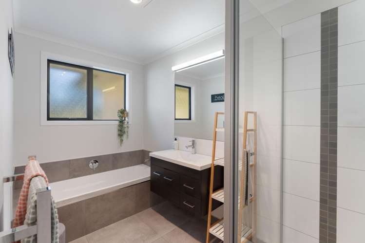 6 Hadfield Road Peka Peka_22