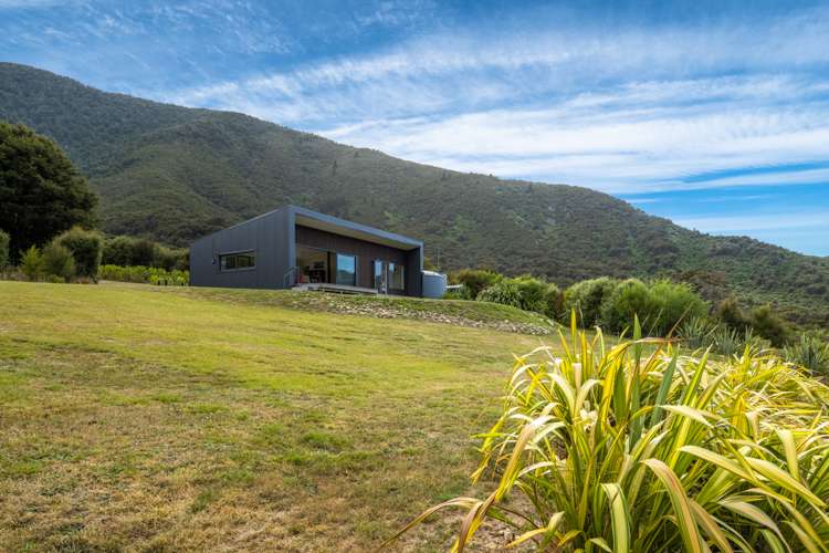 15 Tai Close Kaiuma Bay_18