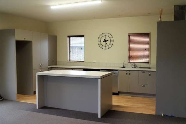27 Ferry Lane 10126_1