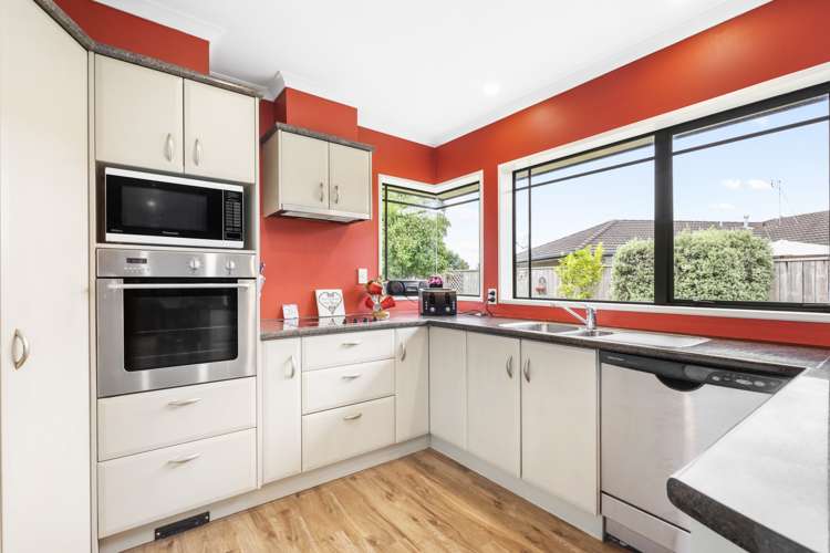 83 Wiltshire Drive Huntington_3