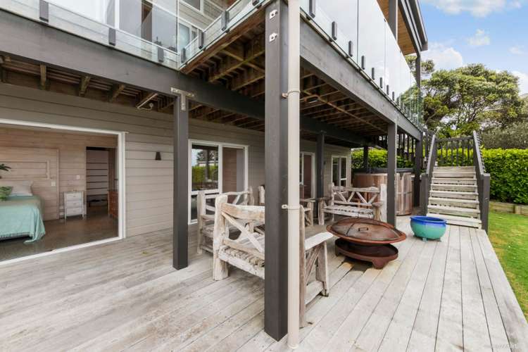 93 Oaia Road Muriwai_24