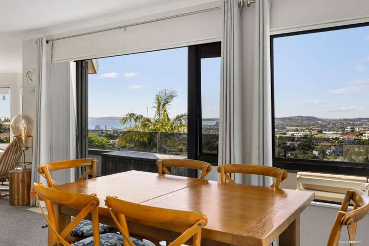 10 Waldorf Crescent Orewa_11