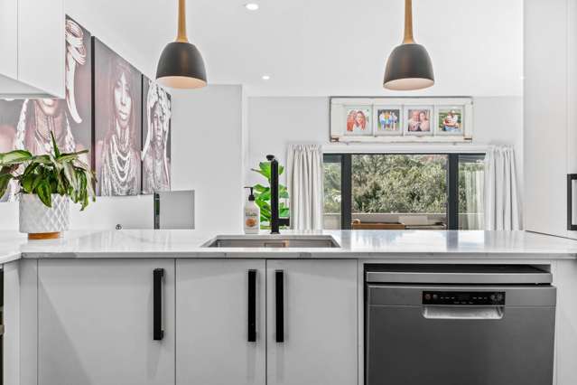 11/19 Langana Avenue Browns Bay_1