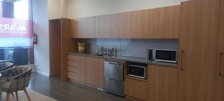 Ground Floor/159 Hurstmere Road Takapuna_6