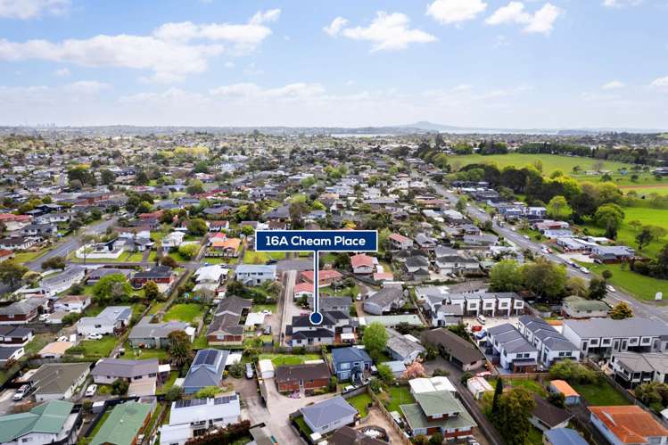 16A Cheam Place Pakuranga Heights_29