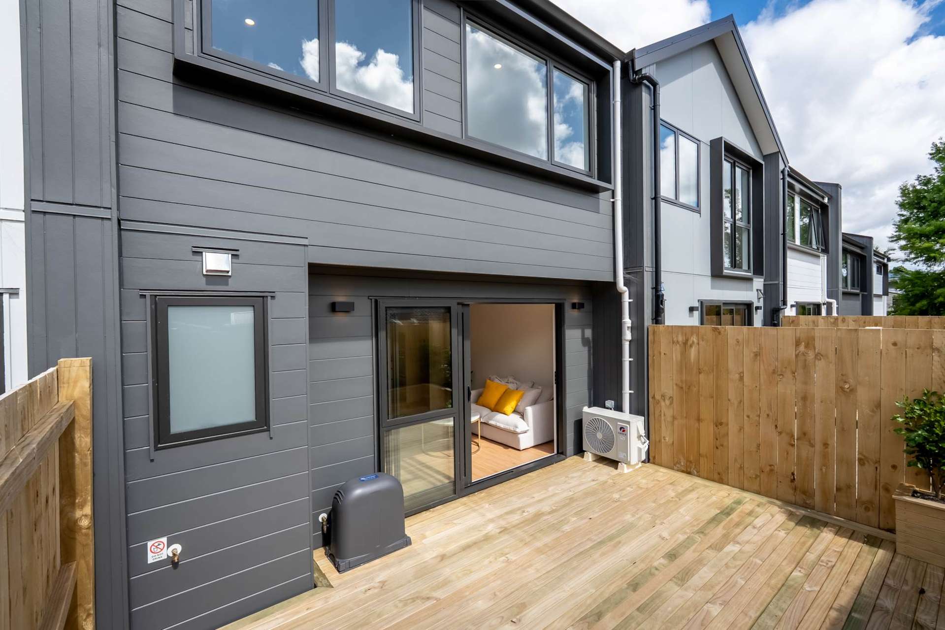 7/14 Aplin Place Birkdale_0