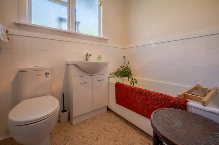 4 Watson Street Akaroa_16