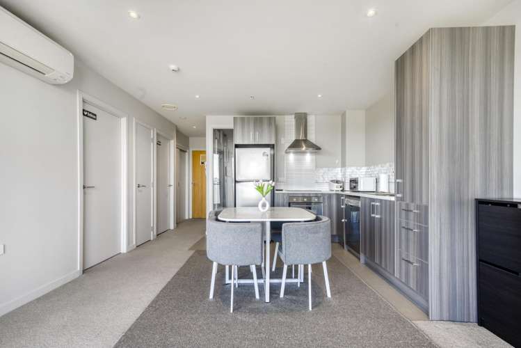 605/1 Rose Garden Lane Albany_11