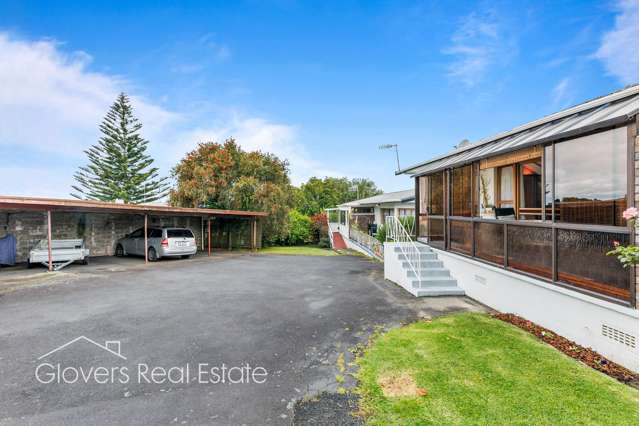 2/23a Nandana Drive Glen Eden_1