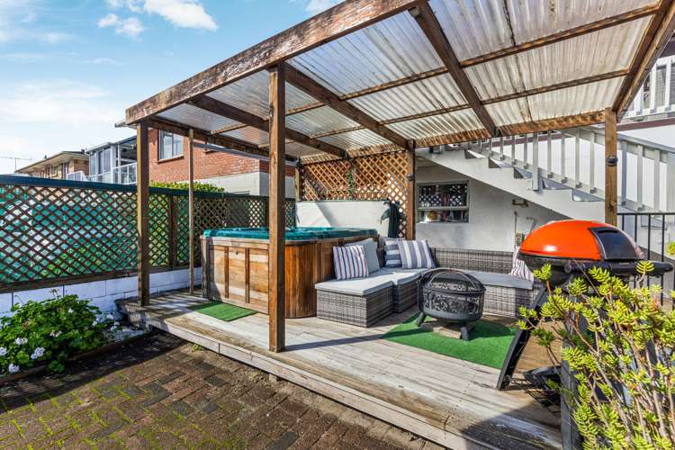 77 Clark Road Pahurehure_18