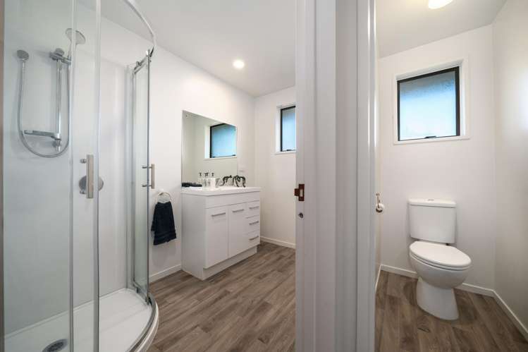 1/1 Iona Place Sockburn_8