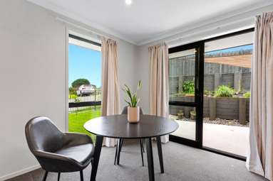 27 Owens Road_4