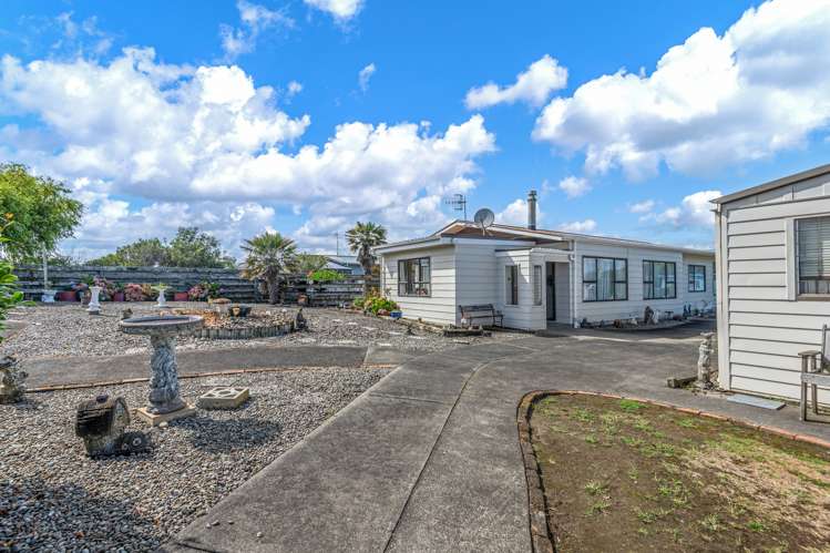 35 Edinburgh Terrace Foxton Beach_16