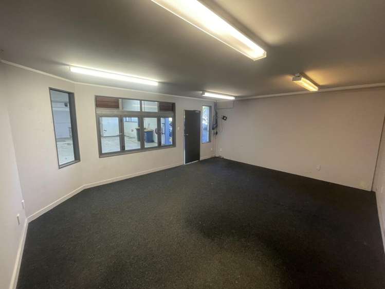 2/34 Hillside Road Wairau Valley_4
