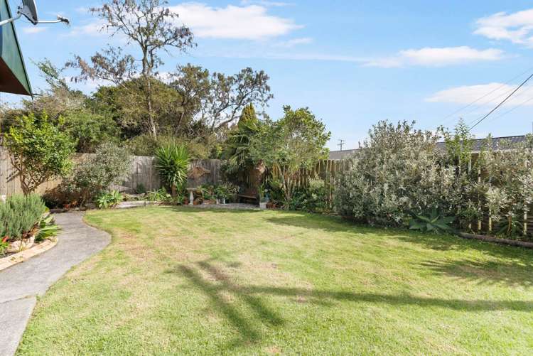 2/2A Eskdale Road Birkdale_13