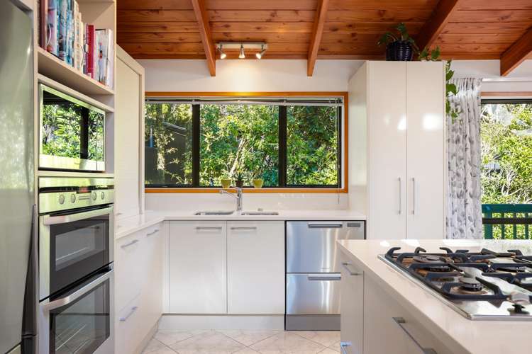 261 Konini Road Titirangi_3