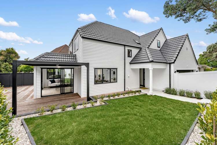 1/142 Riddell Road Glendowie_19