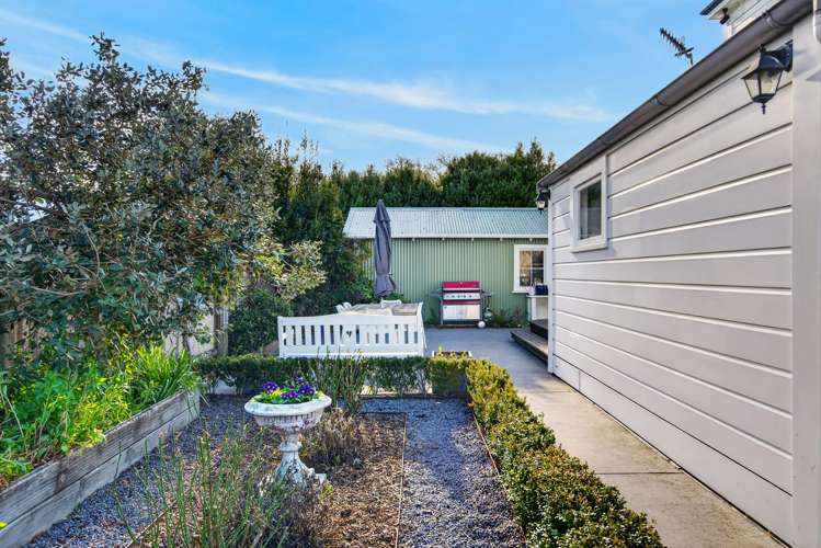 302 Lyndon Road West Hastings_21