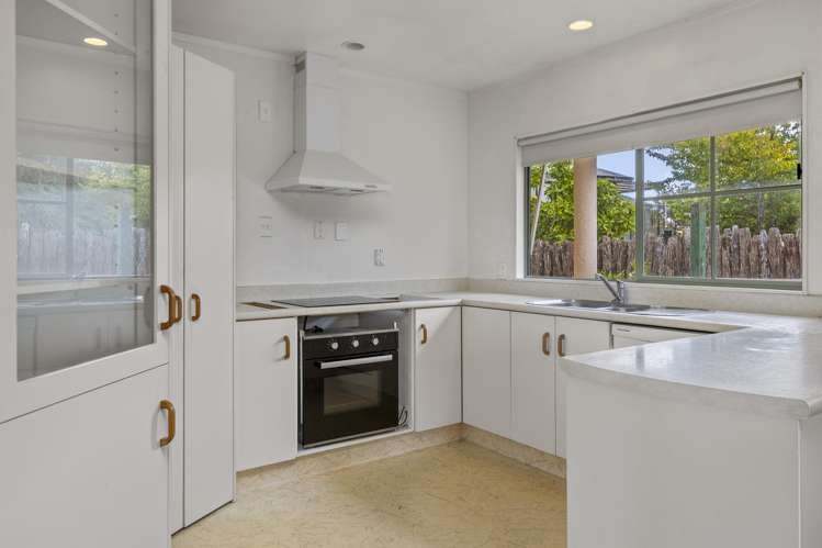 1/8 Kathleen Place Rainbow Point_4