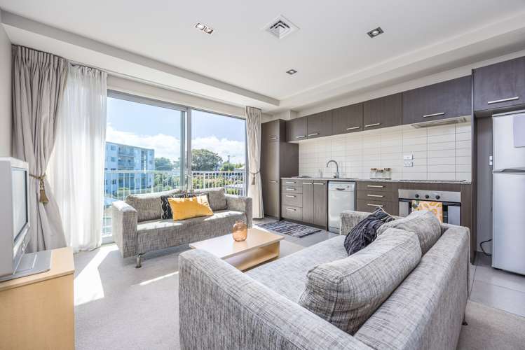304C/130 Anzac Street Takapuna_1