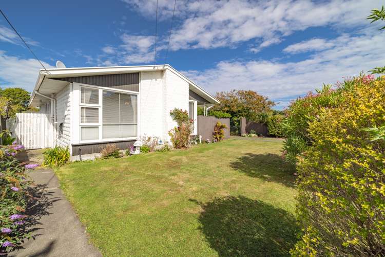 33 Compton Street Woolston_17