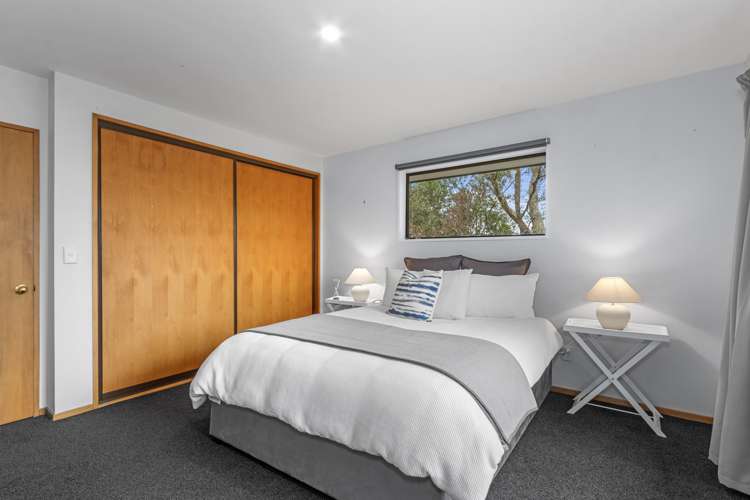 2/5 Astor Place Halswell_8