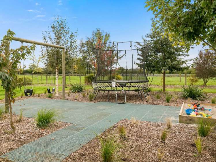 53 Nickle Road Cambridge_12