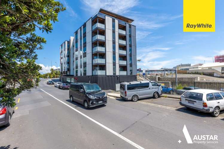 501/1 Enfield Street Mount Eden_12