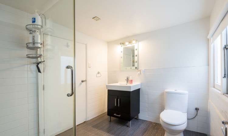 5 Belfast Street Hillsborough_13