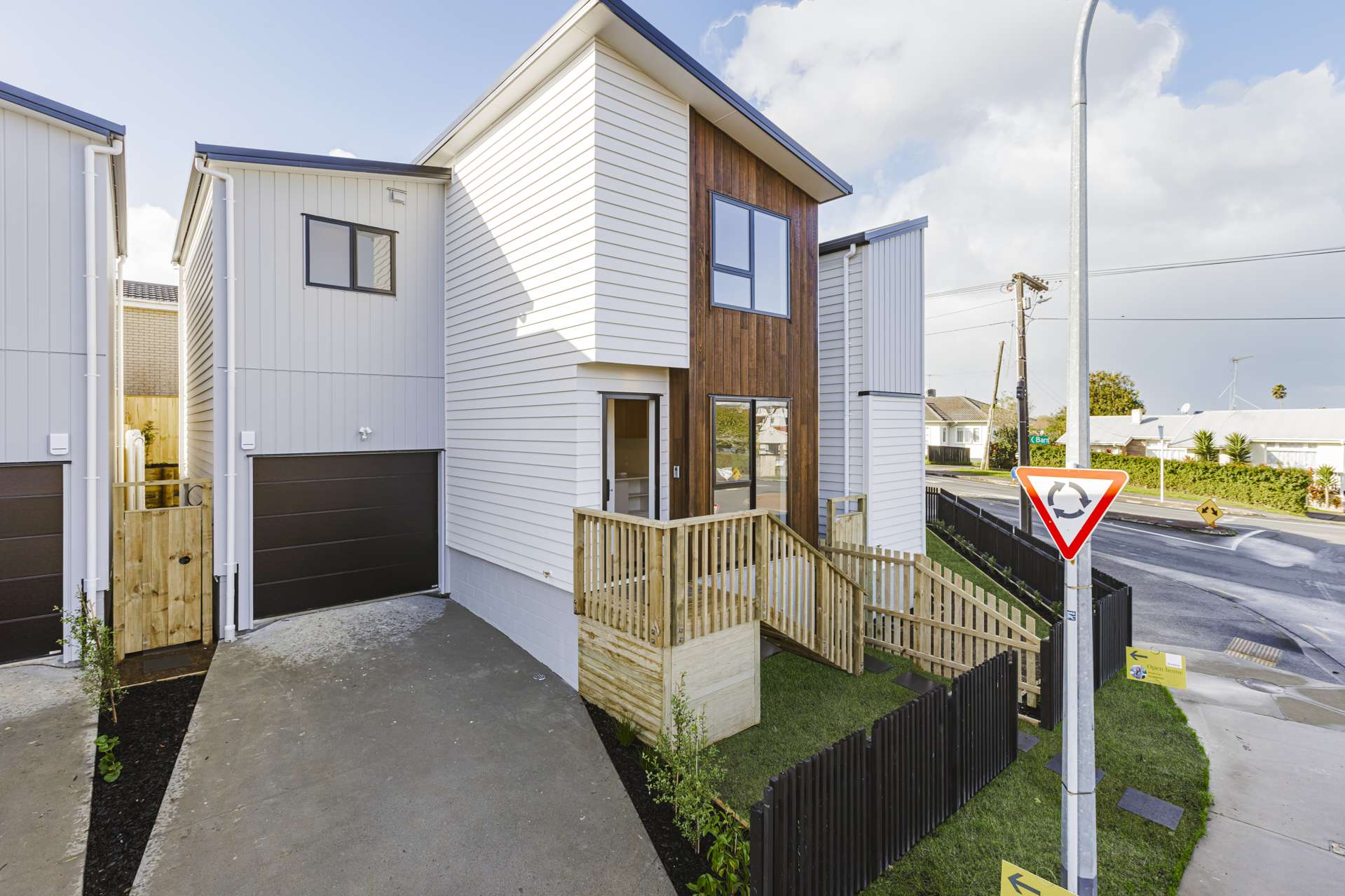 2/117 Barrack Road Mount Wellington_0